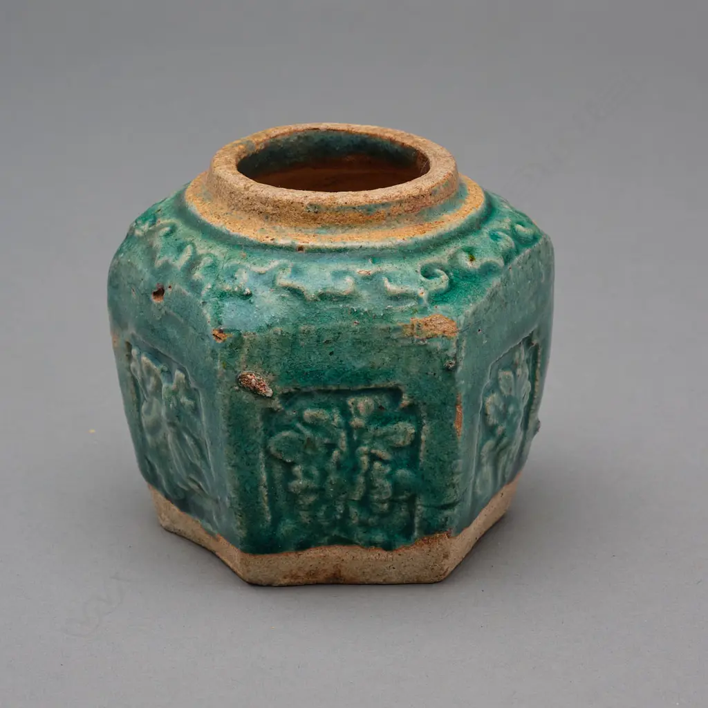 Chinese stoneware jar, c.1875 Image 1++